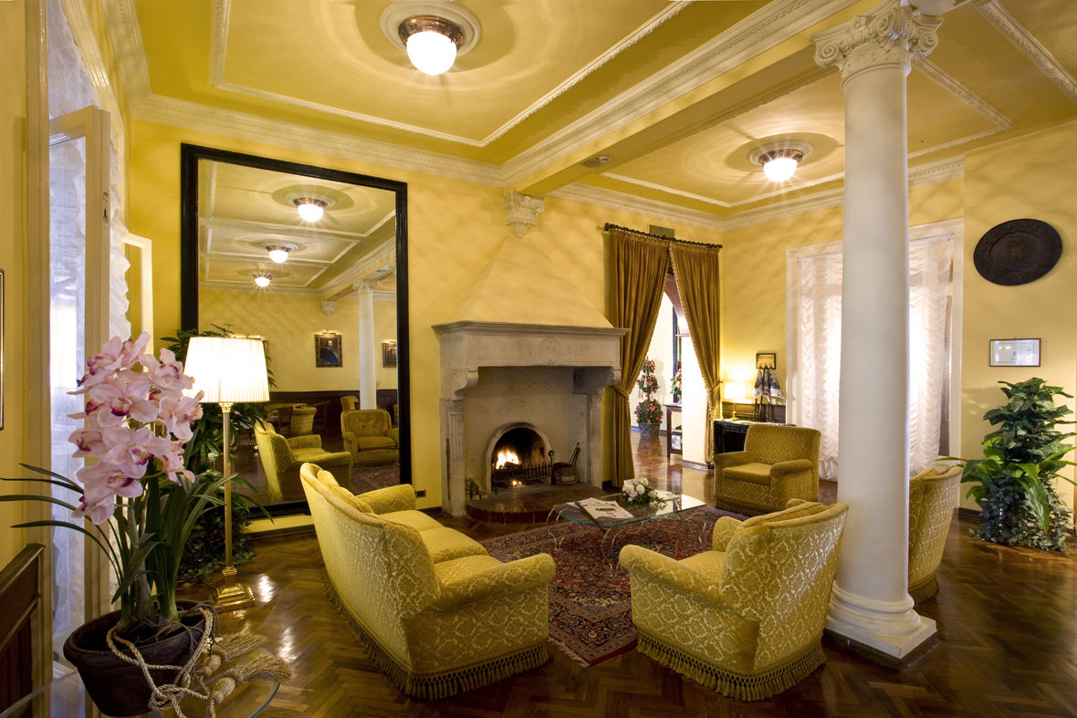 Hotel Vittoria Pesaro Wnętrze zdjęcie The lobby of the Hotel de Ville