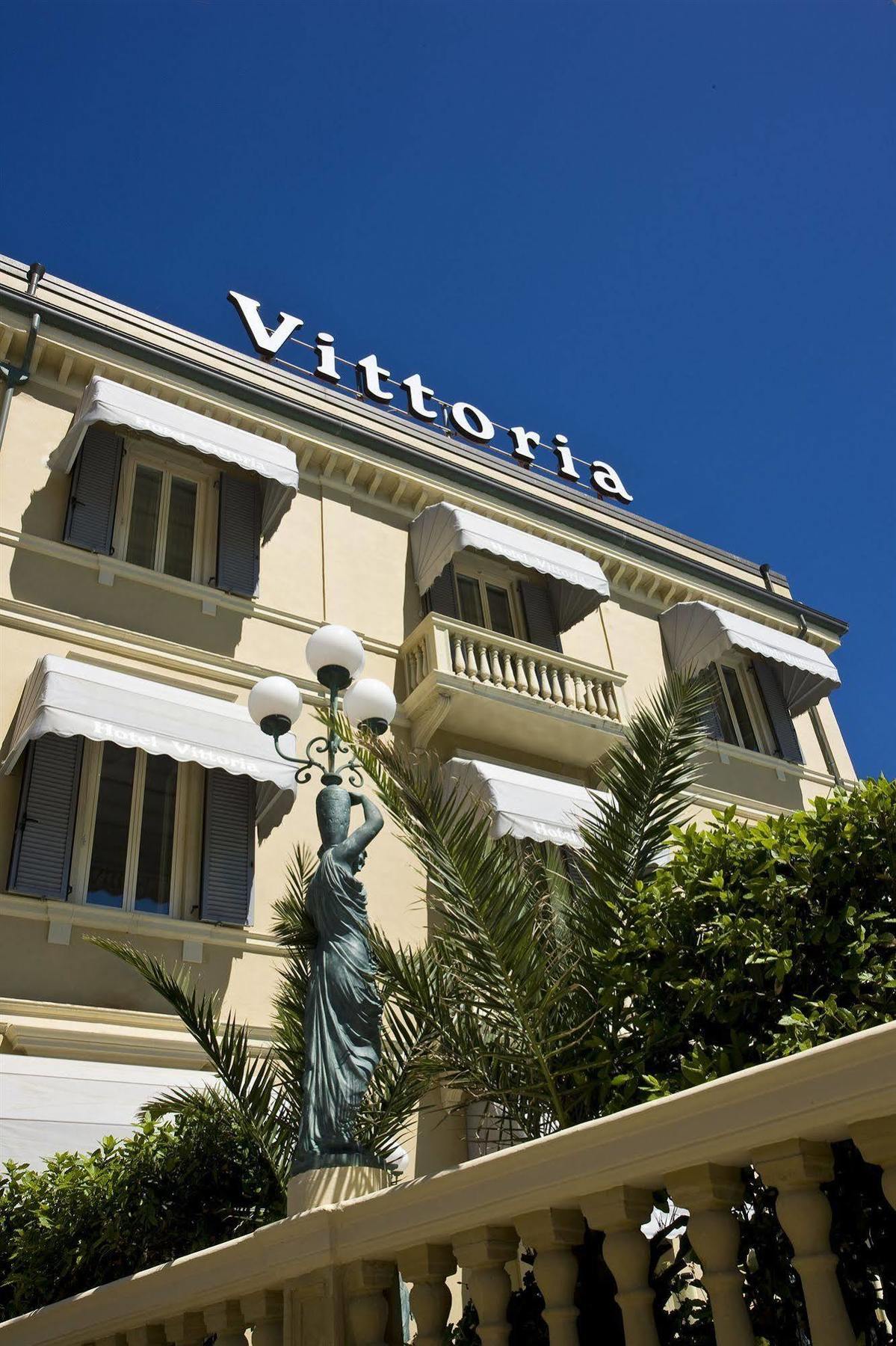 Hotel Vittoria Pesaro Zewnętrze zdjęcie